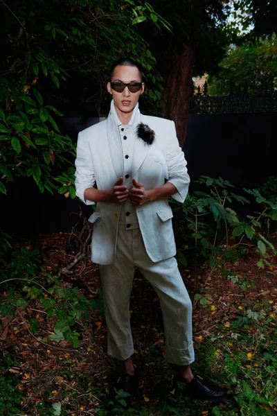 Look 8